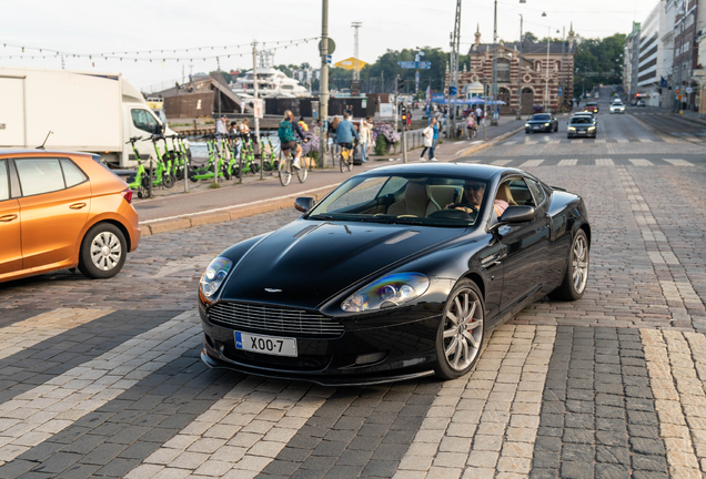 Aston Martin DB9