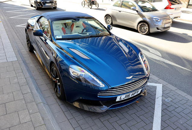 Aston Martin Vanquish Volante