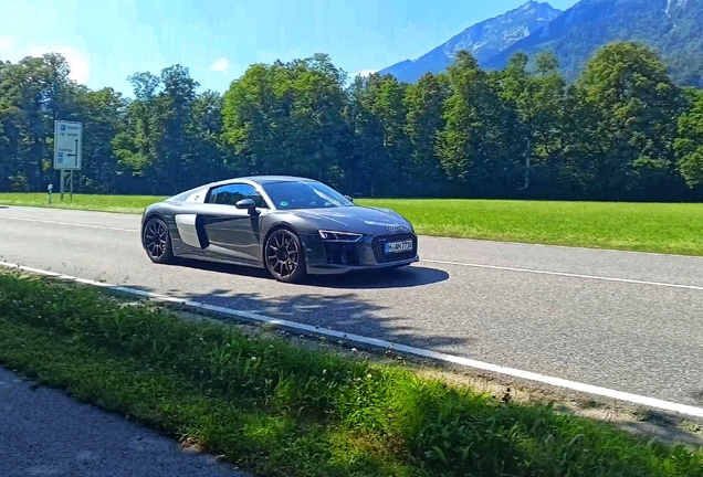 Audi R8 V10 2015