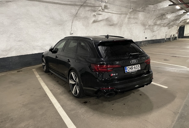 Audi RS4 Avant B9