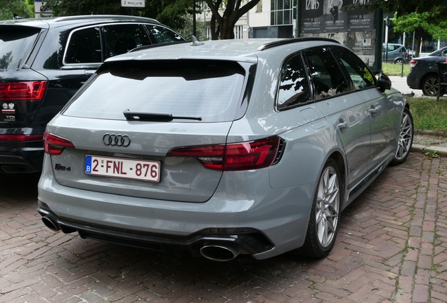 Audi RS4 Avant B9