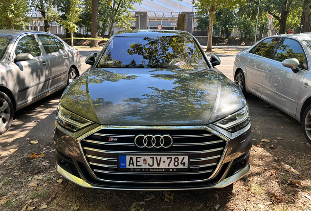 Audi S8 D5