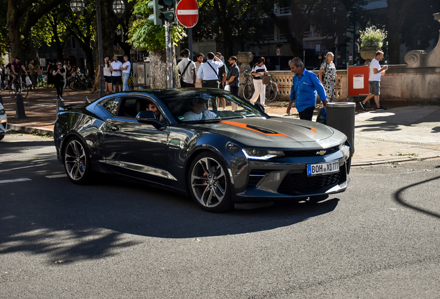 Chevrolet Camaro SS 2016 50th Anniversary