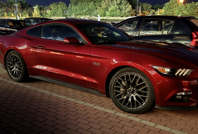 Ford Mustang GT 2015