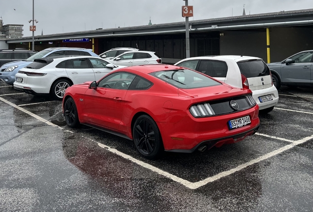 Ford Mustang GT 2015