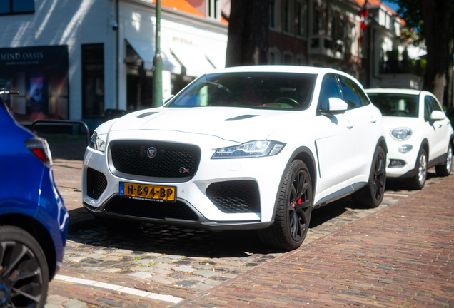 Jaguar F-PACE SVR