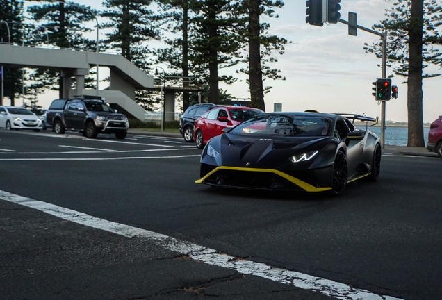 Lamborghini Huracán LP640-2 STO