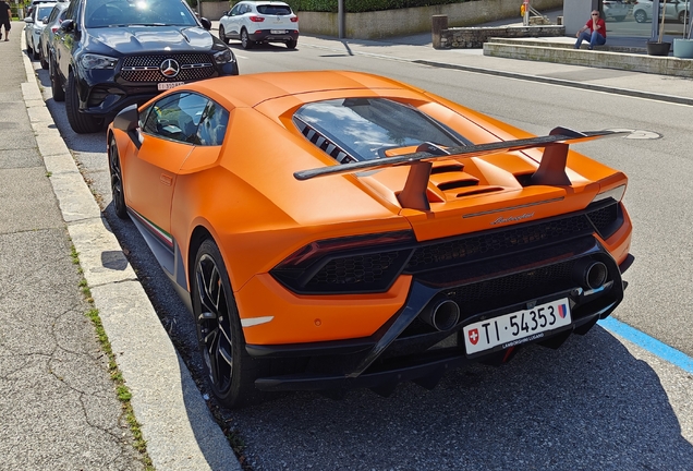 Lamborghini Huracán LP640-4 Performante