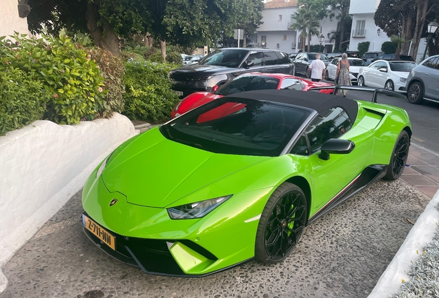 Lamborghini Huracán LP640-4 Performante Spyder