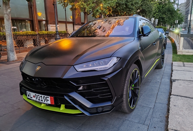 Lamborghini Urus