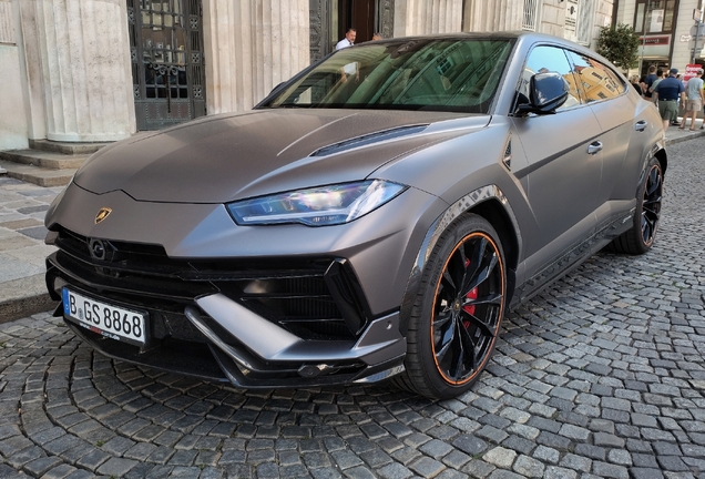 Lamborghini Urus Performante