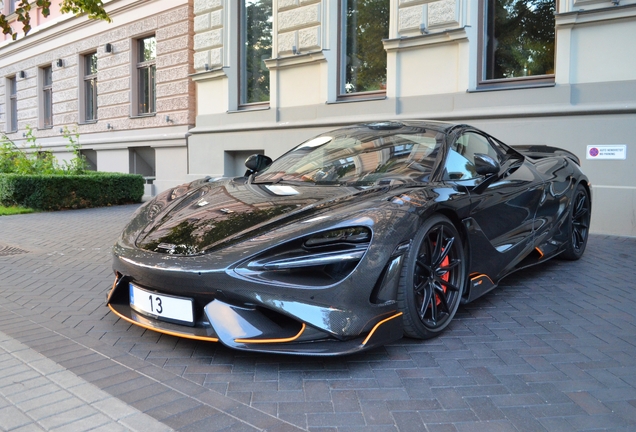 McLaren 765LT Spider TopCar Design