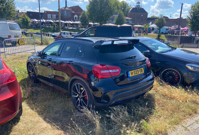 Mercedes-Benz GLA 45 AMG X156