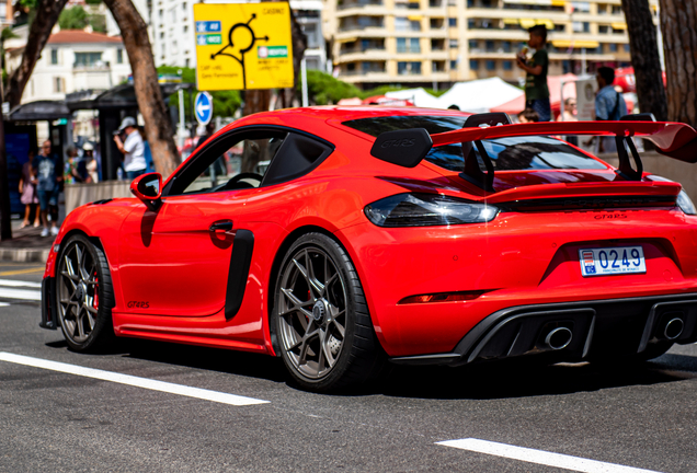 Porsche 718 Cayman GT4 RS