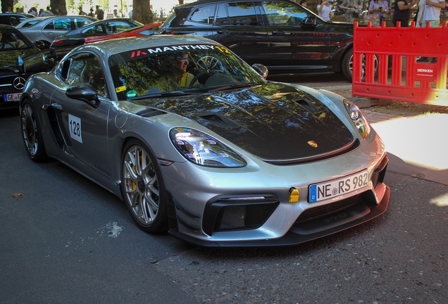 Porsche 718 Cayman GT4 RS Weissach Package