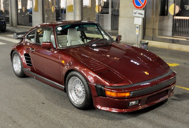 Porsche 930 Turbo Flatnose