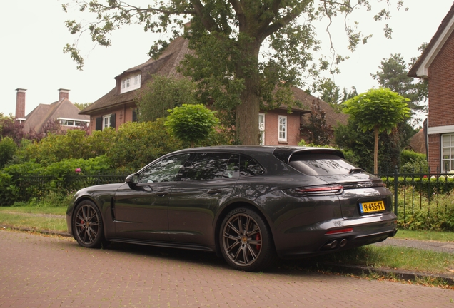 Porsche 971 Panamera GTS Sport Turismo