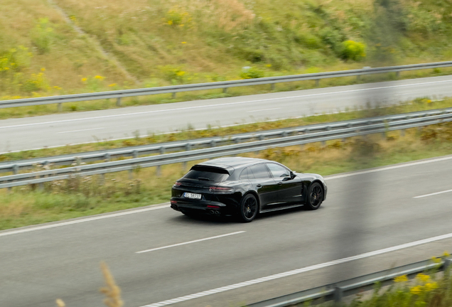 Porsche 971 Panamera GTS Sport Turismo