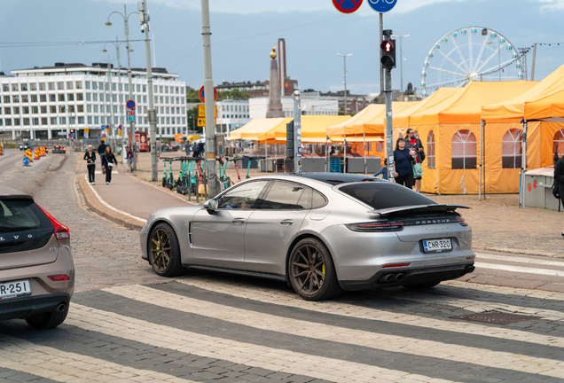 Porsche 971 Panamera Turbo S E-Hybrid