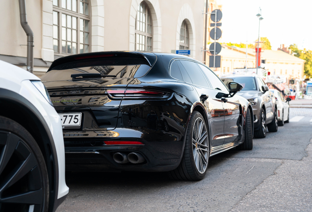 Porsche 971 Panamera Turbo S E-Hybrid Sport Turismo