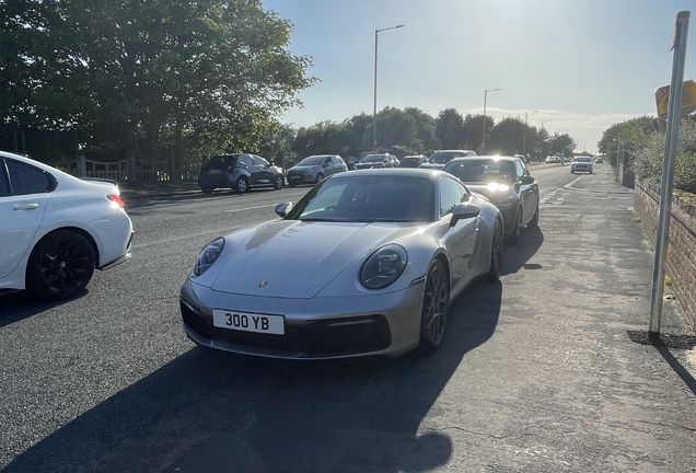 Porsche 992 Carrera 4S