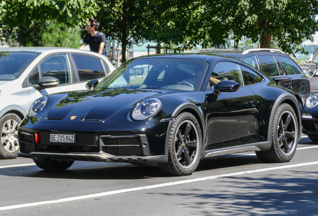 Porsche 992 Dakar