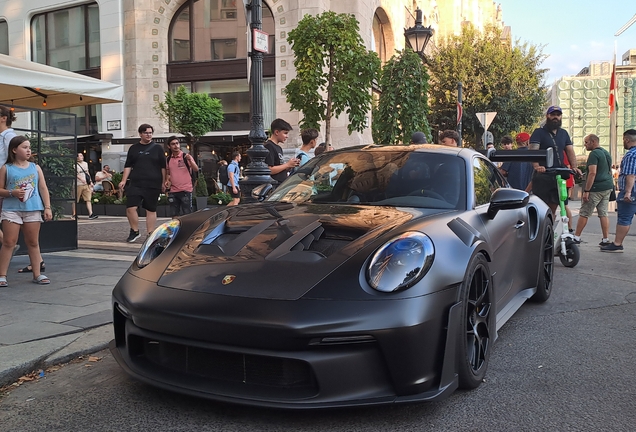 Porsche 992 GT3 RS Weissach Package