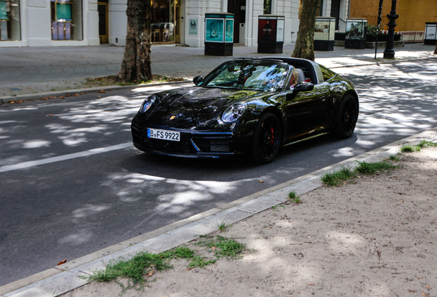 Porsche 992 Targa 4 GTS