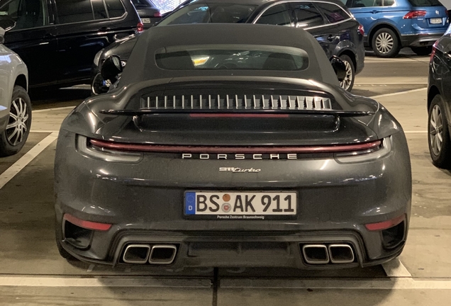 Porsche 992 Turbo Cabriolet