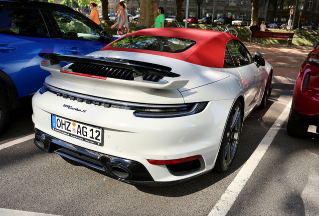 Porsche 992 Turbo S Cabriolet