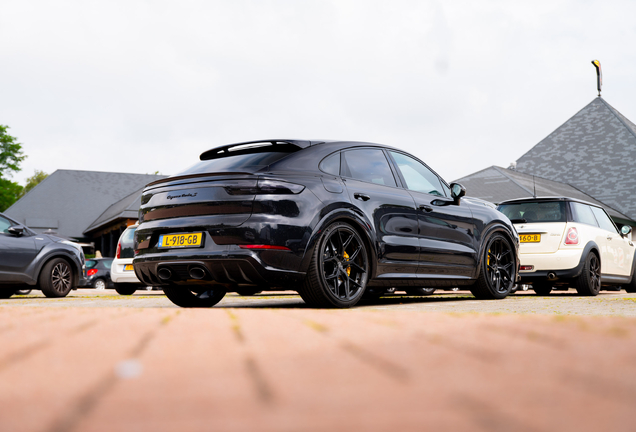 Porsche Cayenne Coupé Turbo S E-Hybrid