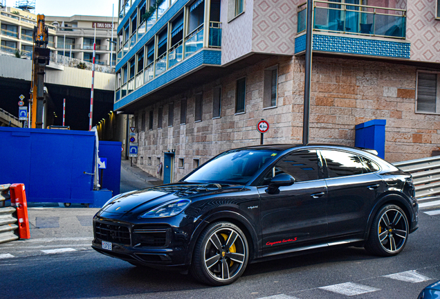 Porsche Cayenne Coupé Turbo S E-Hybrid