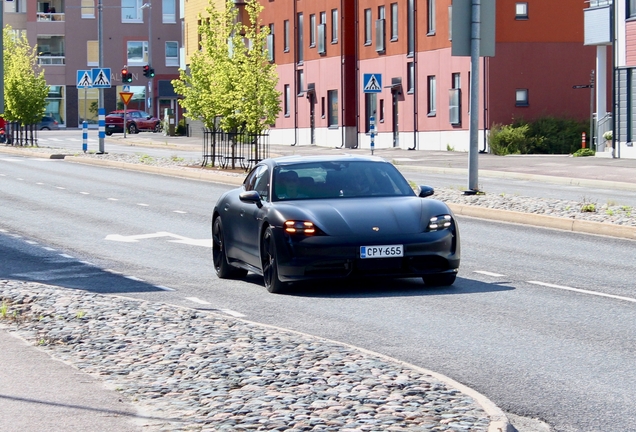 Porsche Taycan Turbo S