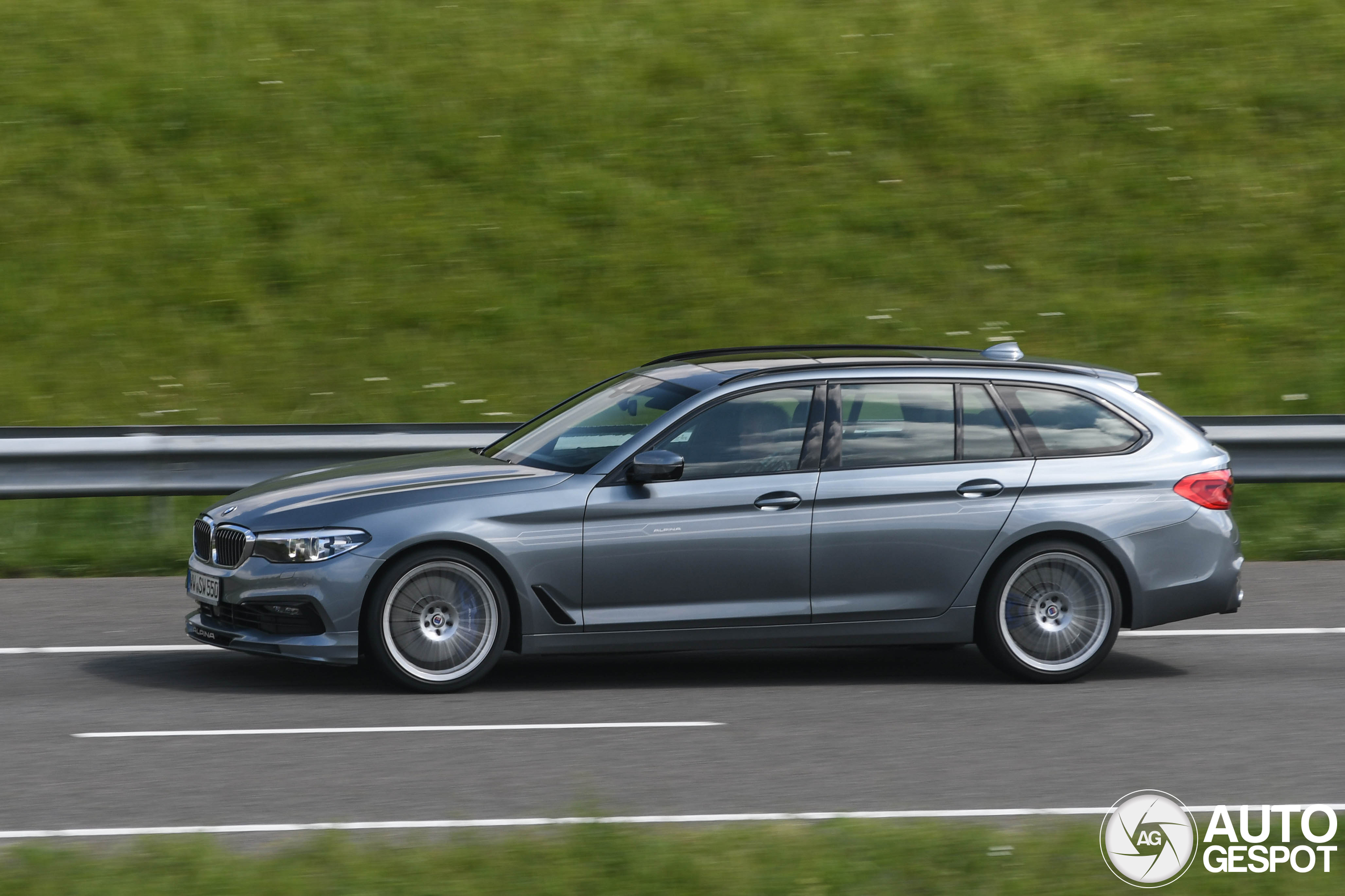 Alpina B5 BiTurbo Touring 2017