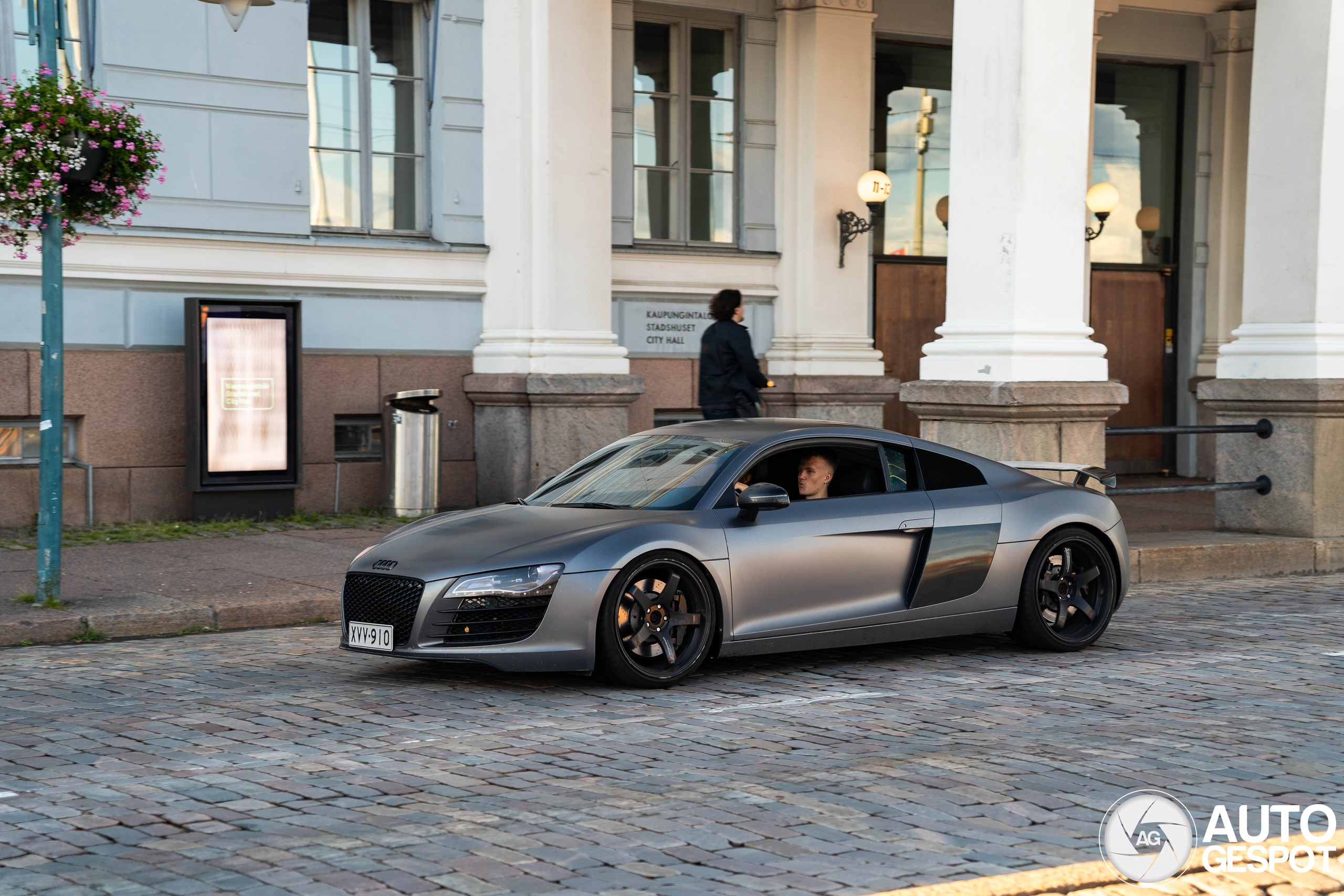 Audi R8