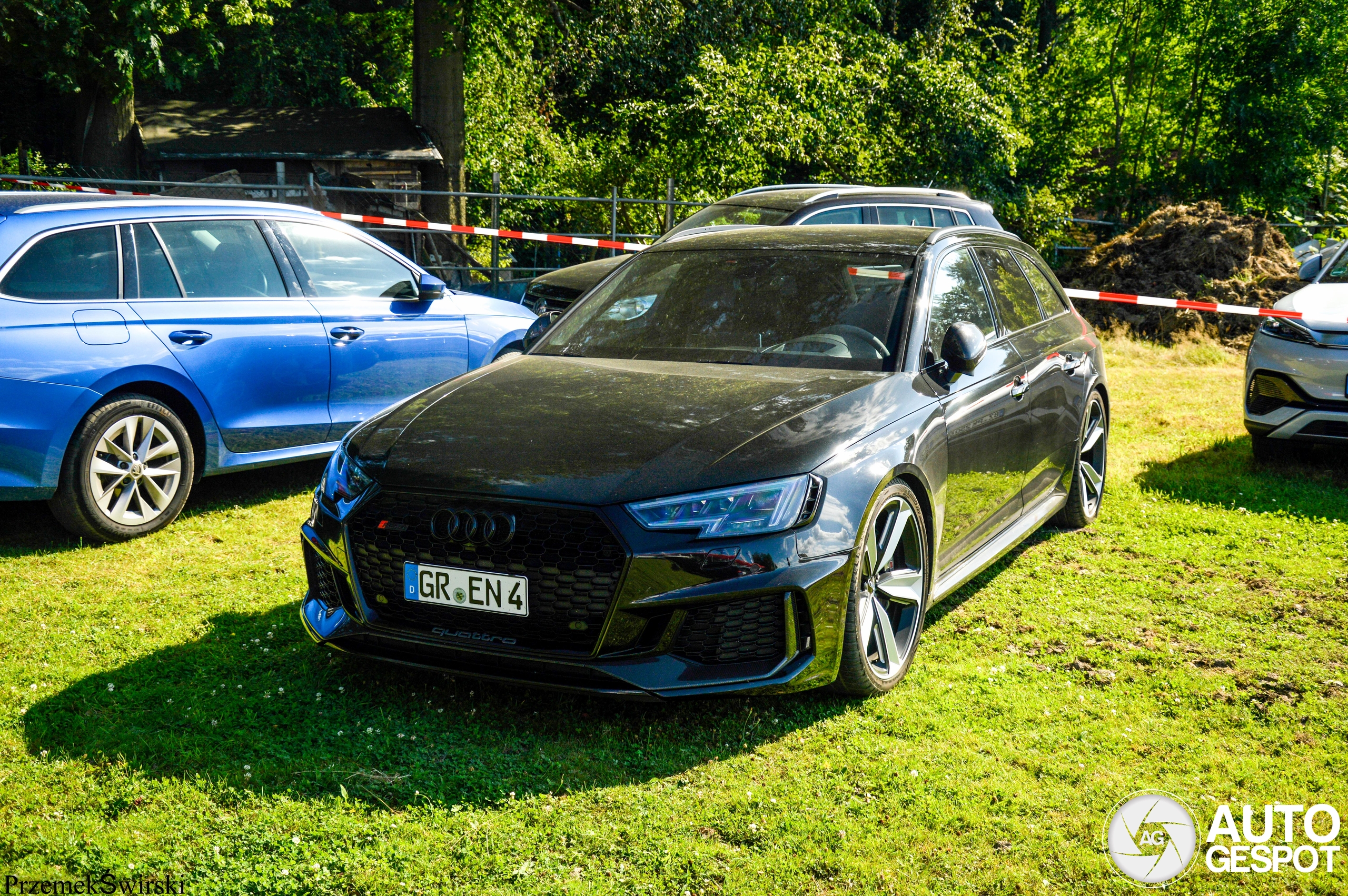 Audi RS4 Avant B9