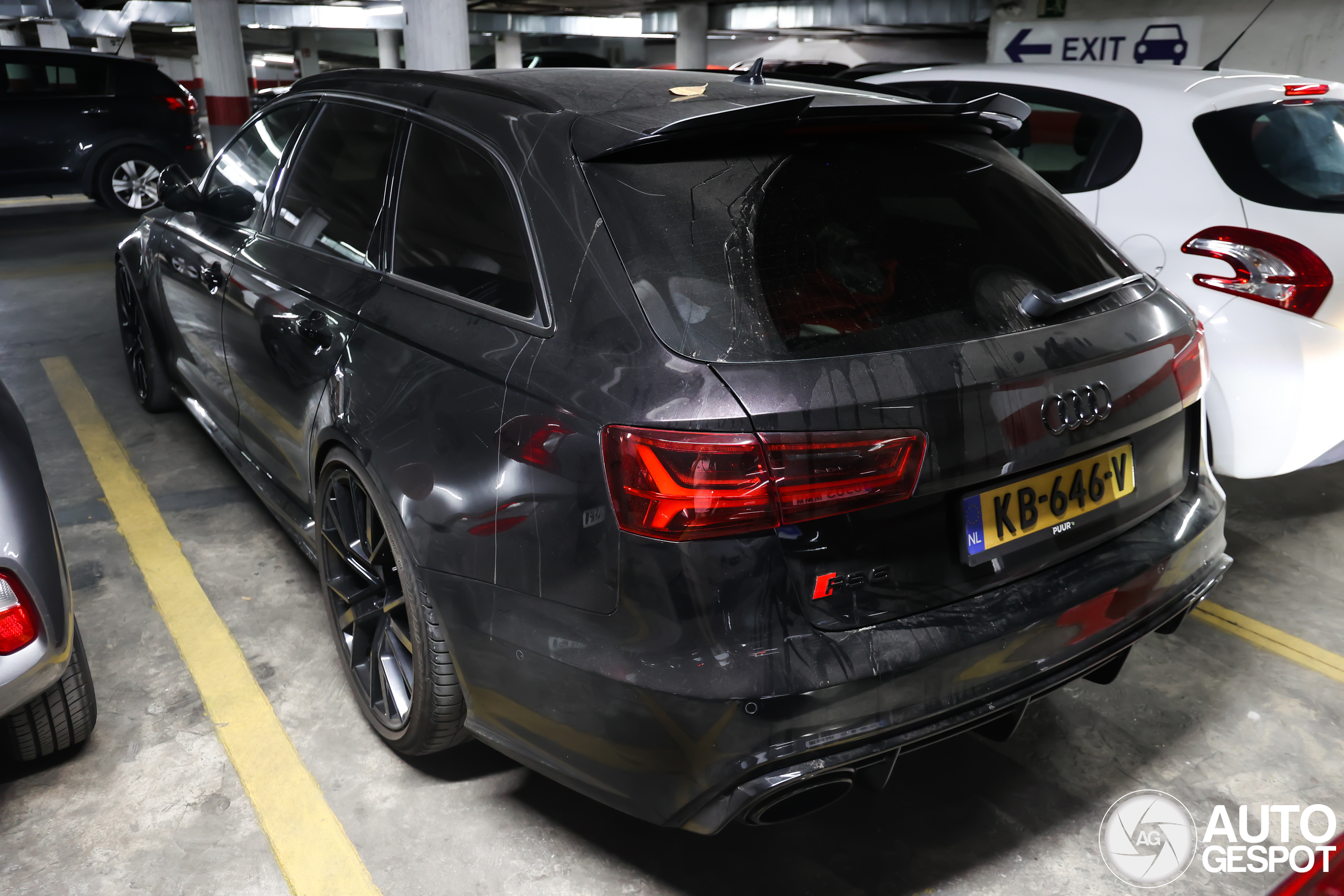 Audi RS6 Avant C7 2015