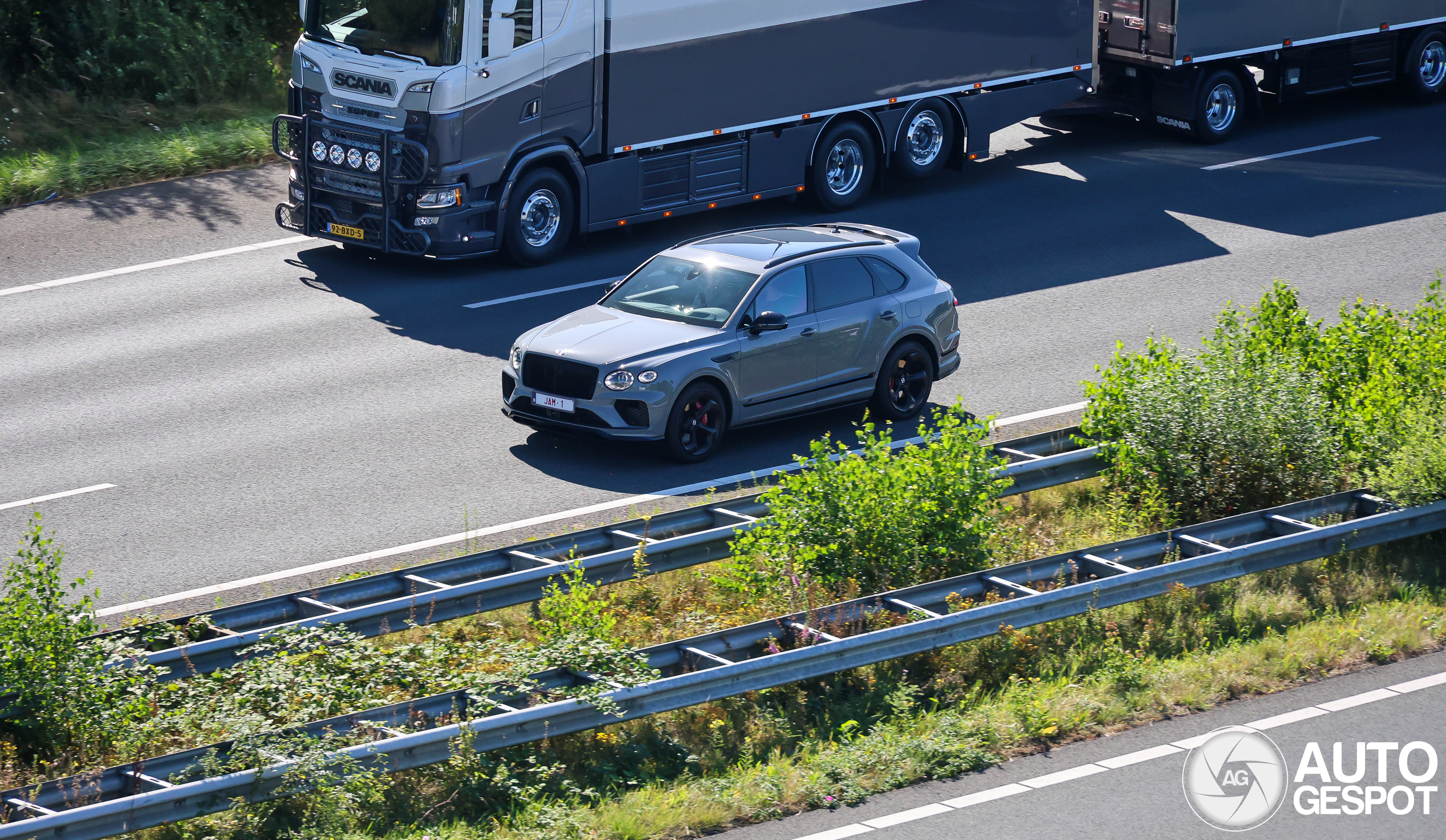 Bentley Bentayga V8 S 2022