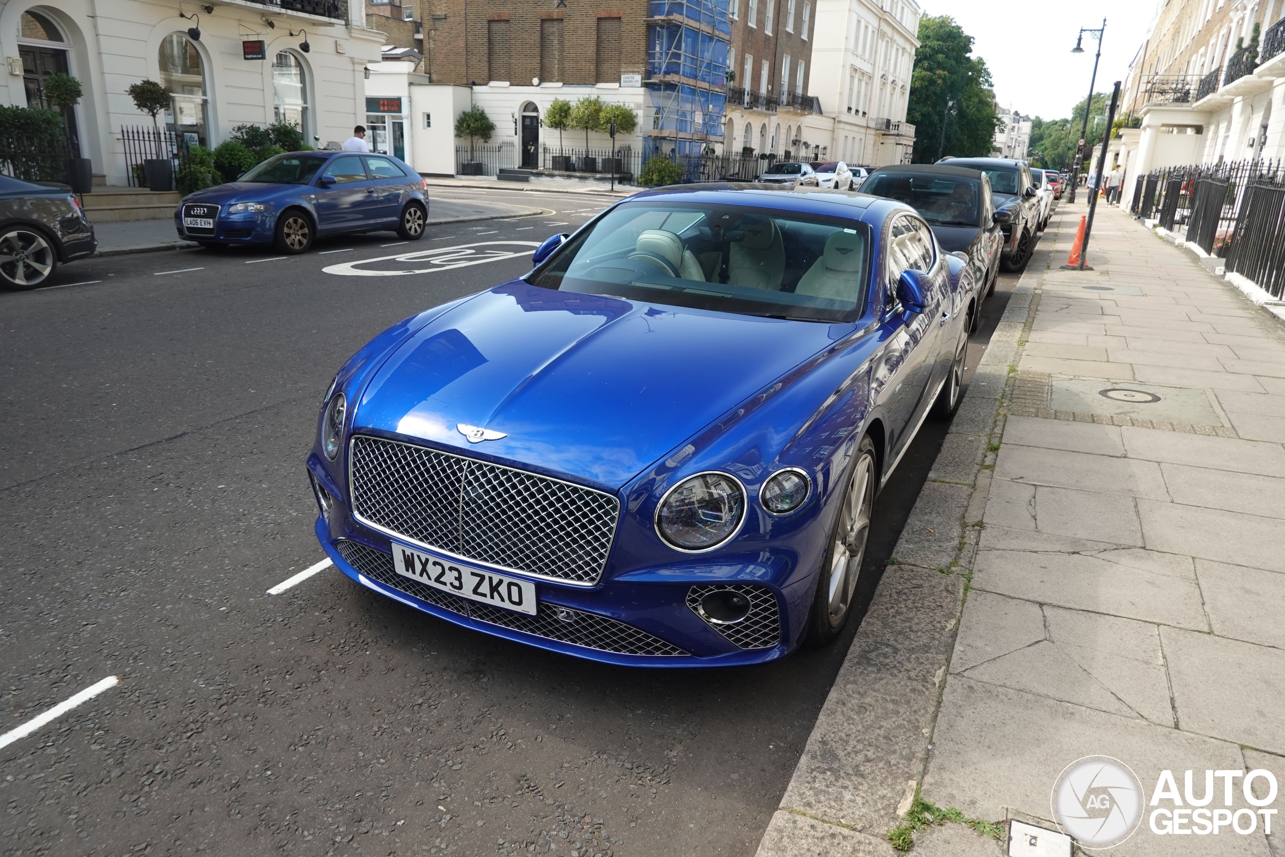 Bentley Continental GT V8 Azure