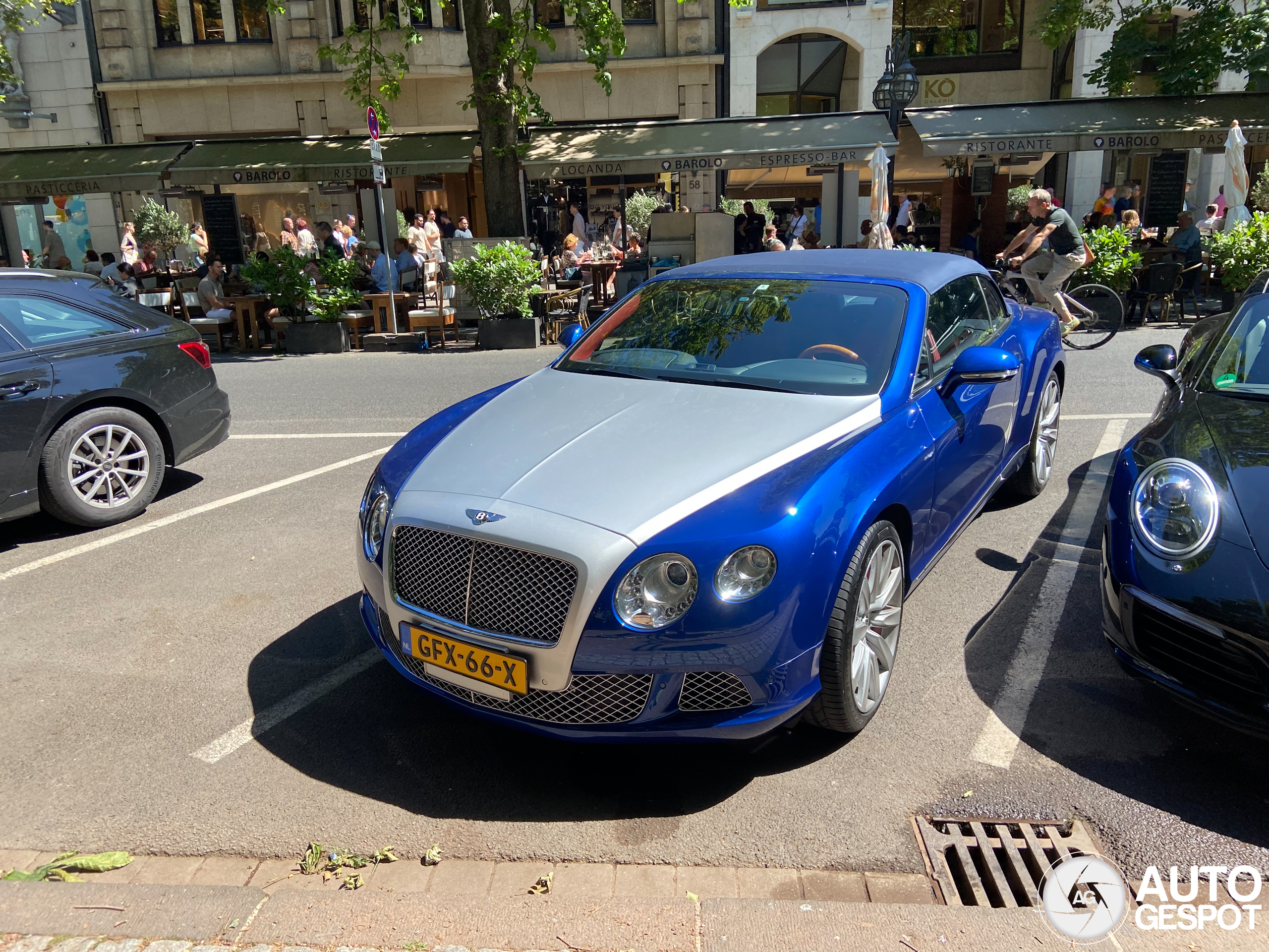 Bentley Continental GTC 2012