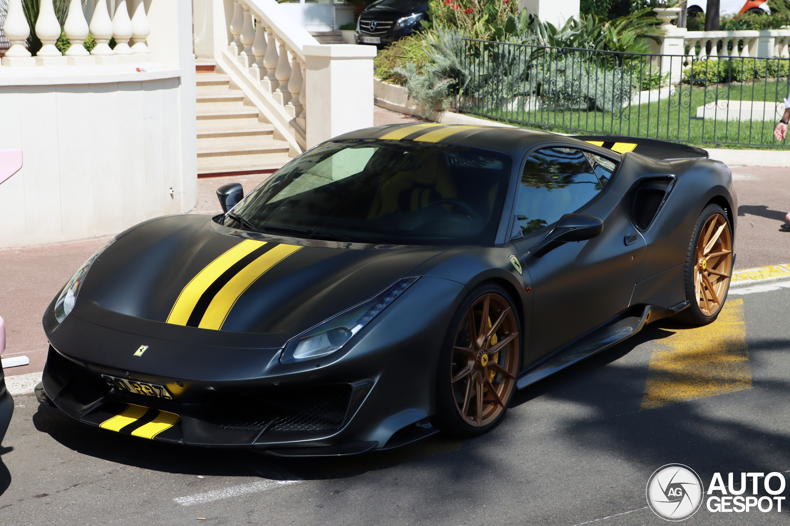 Ferrari 488 Pista Novitec Rosso