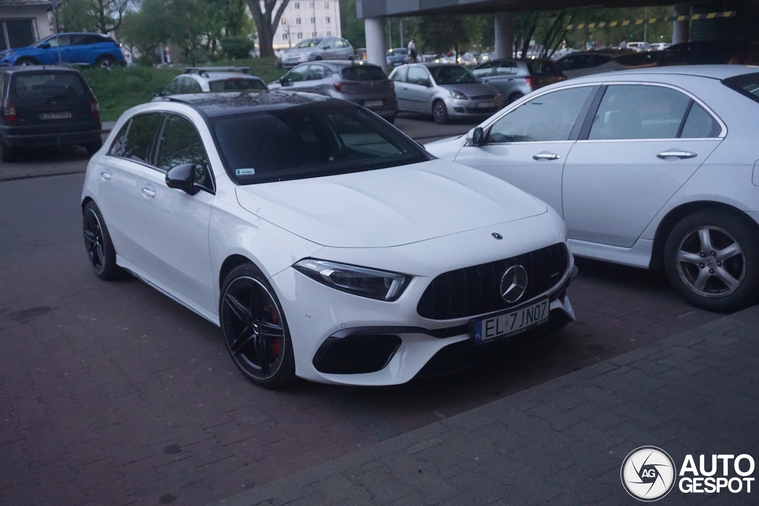 Mercedes-AMG A 45 S W177