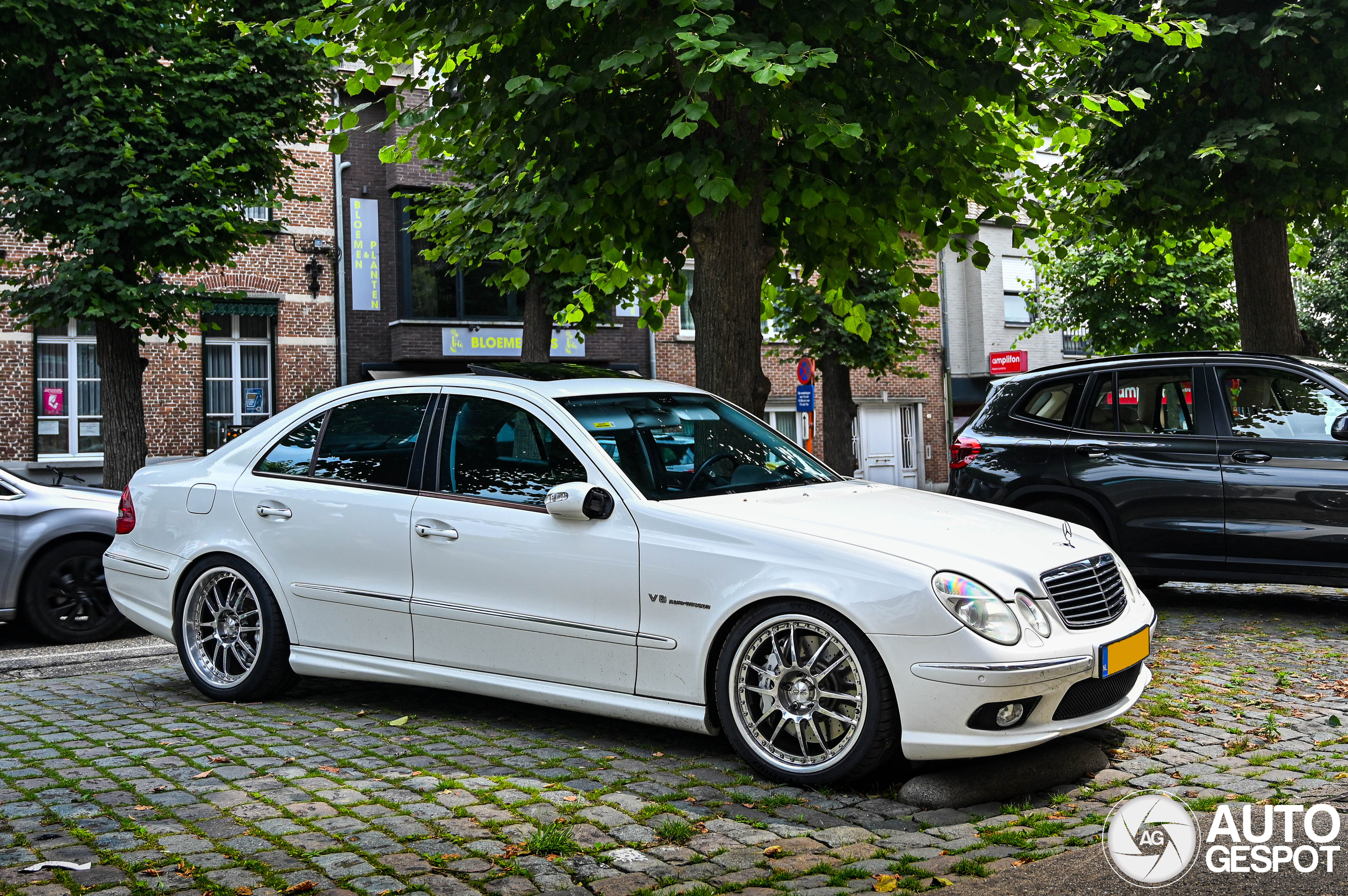 Mercedes-Benz E 55 AMG