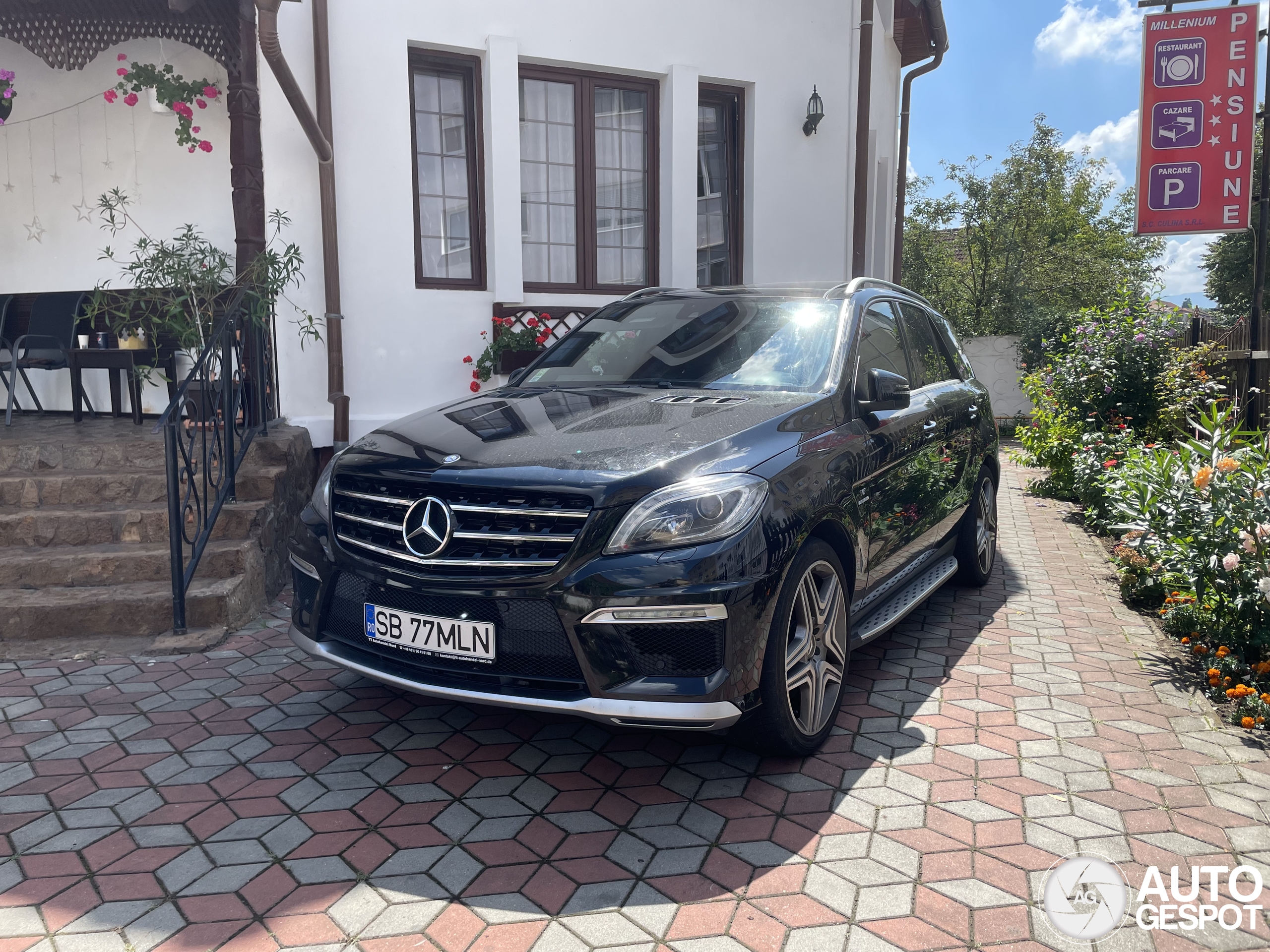 Mercedes-Benz ML 63 AMG W166