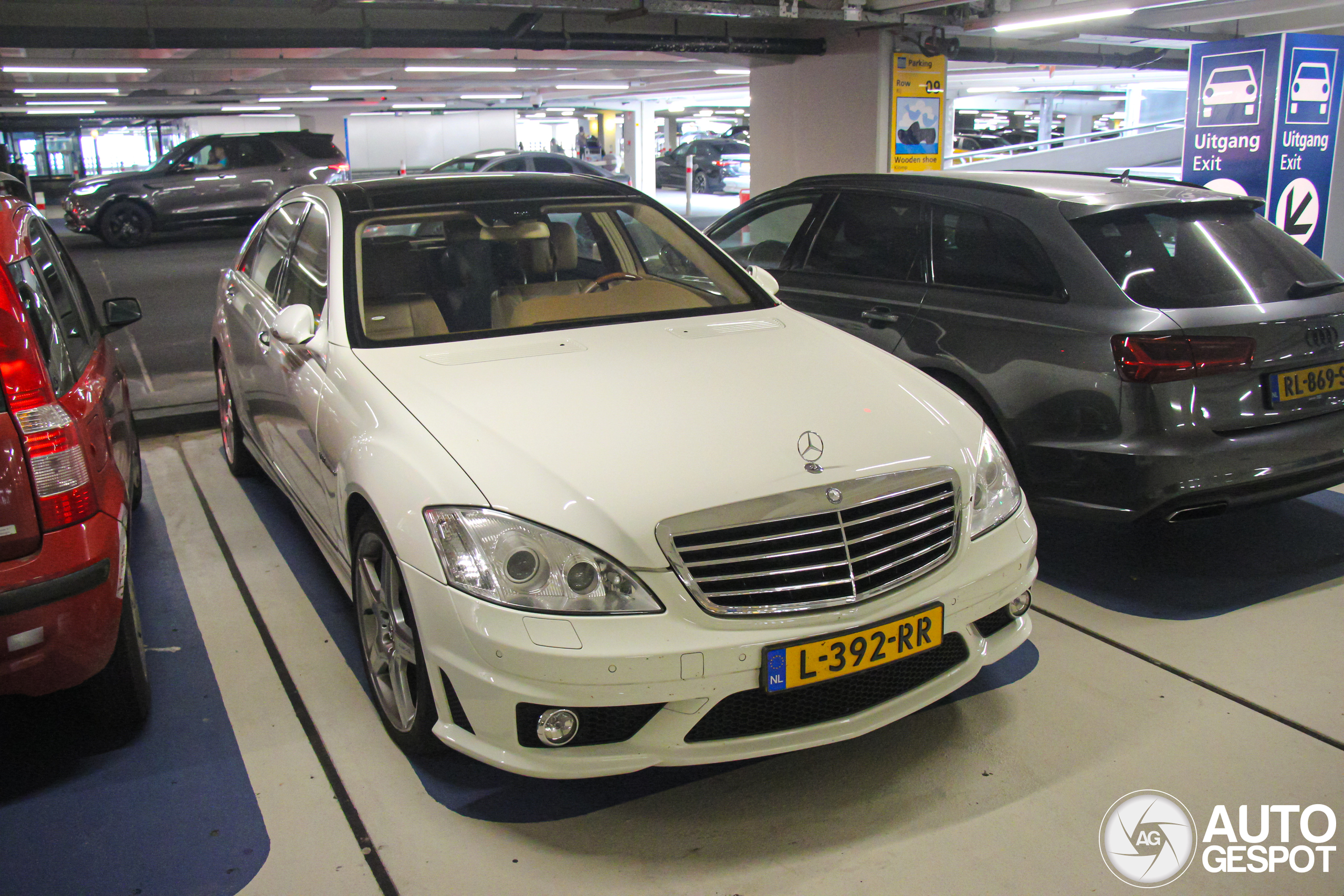 Mercedes-Benz S 65 AMG V221