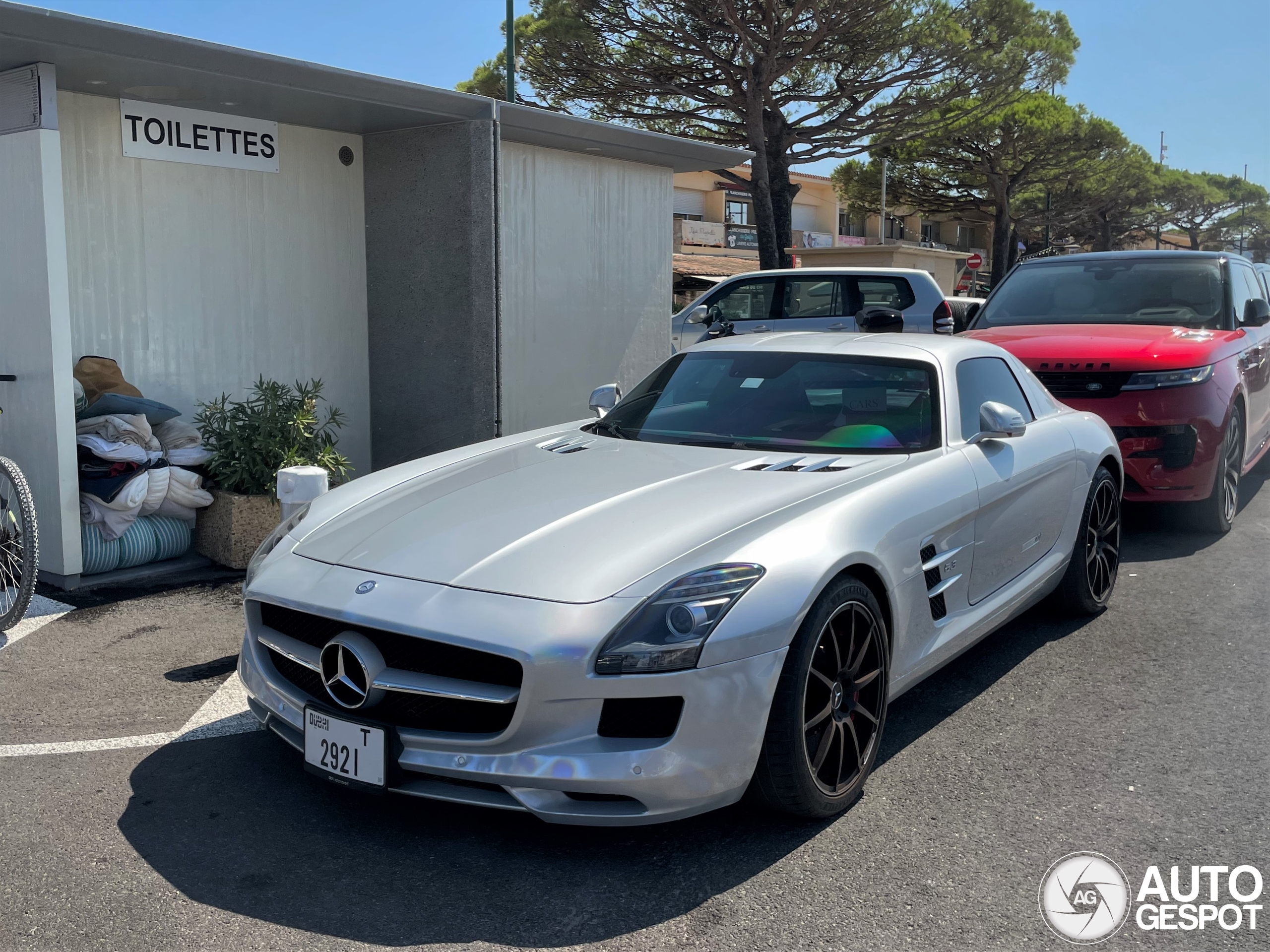 Mercedes-Benz SLS AMG