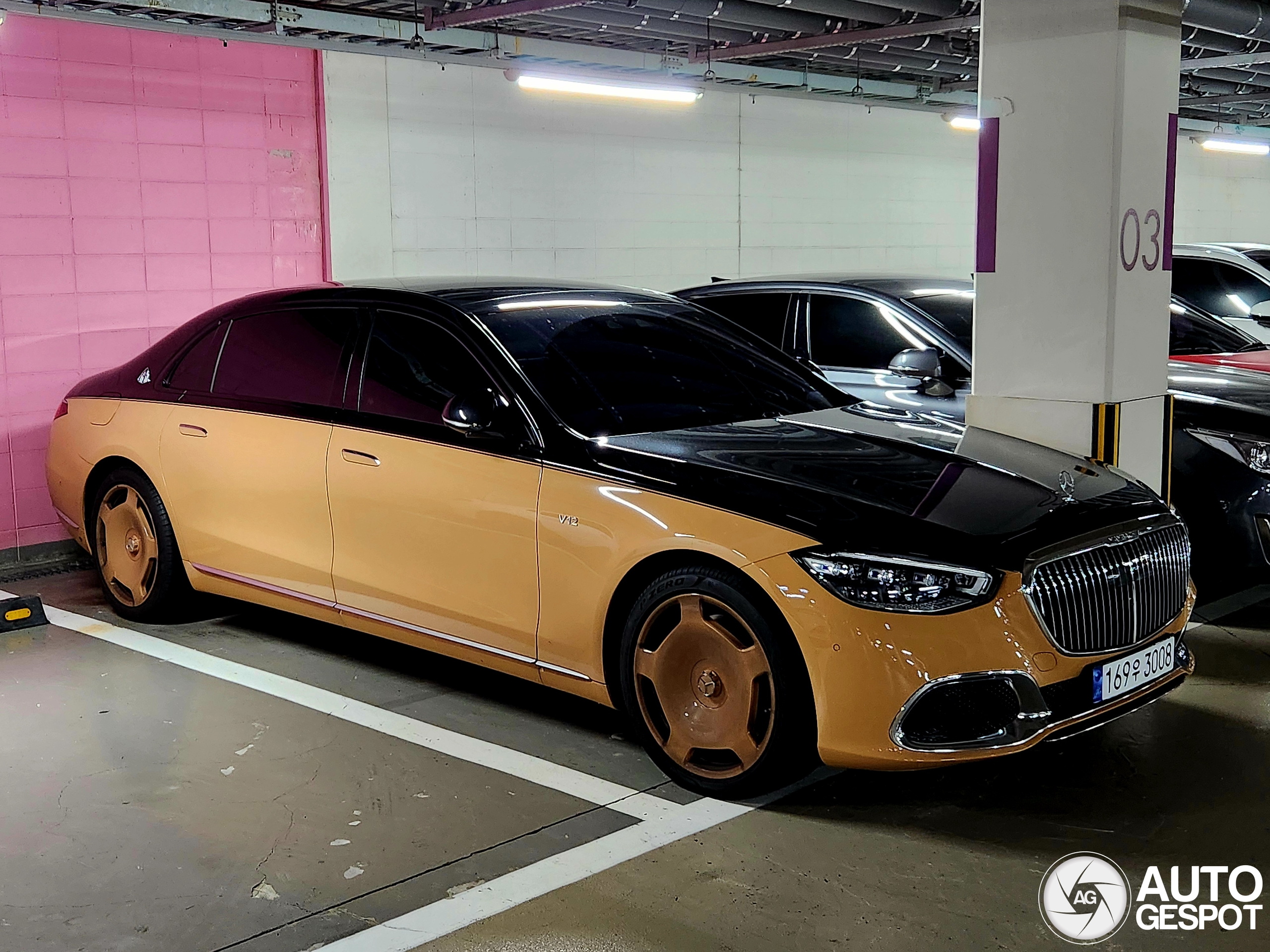 Mercedes-Maybach S 680 X223 Virgil Abloh Edition