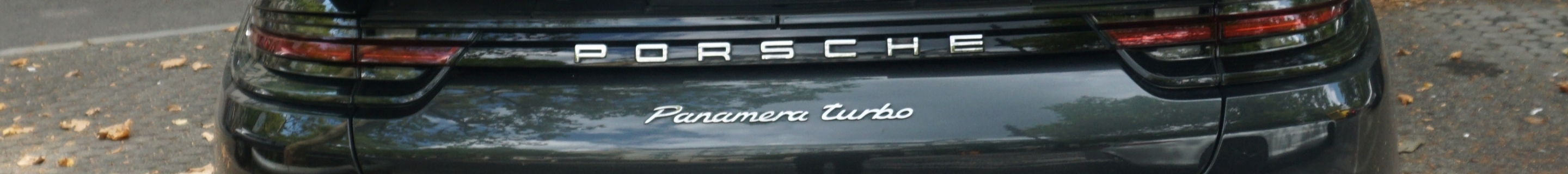 Porsche 971 Panamera Turbo Executive