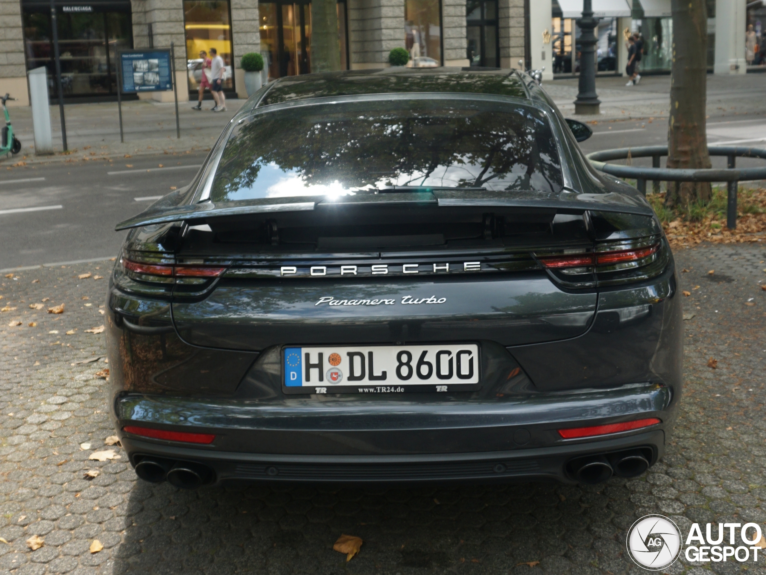 Porsche 971 Panamera Turbo Executive