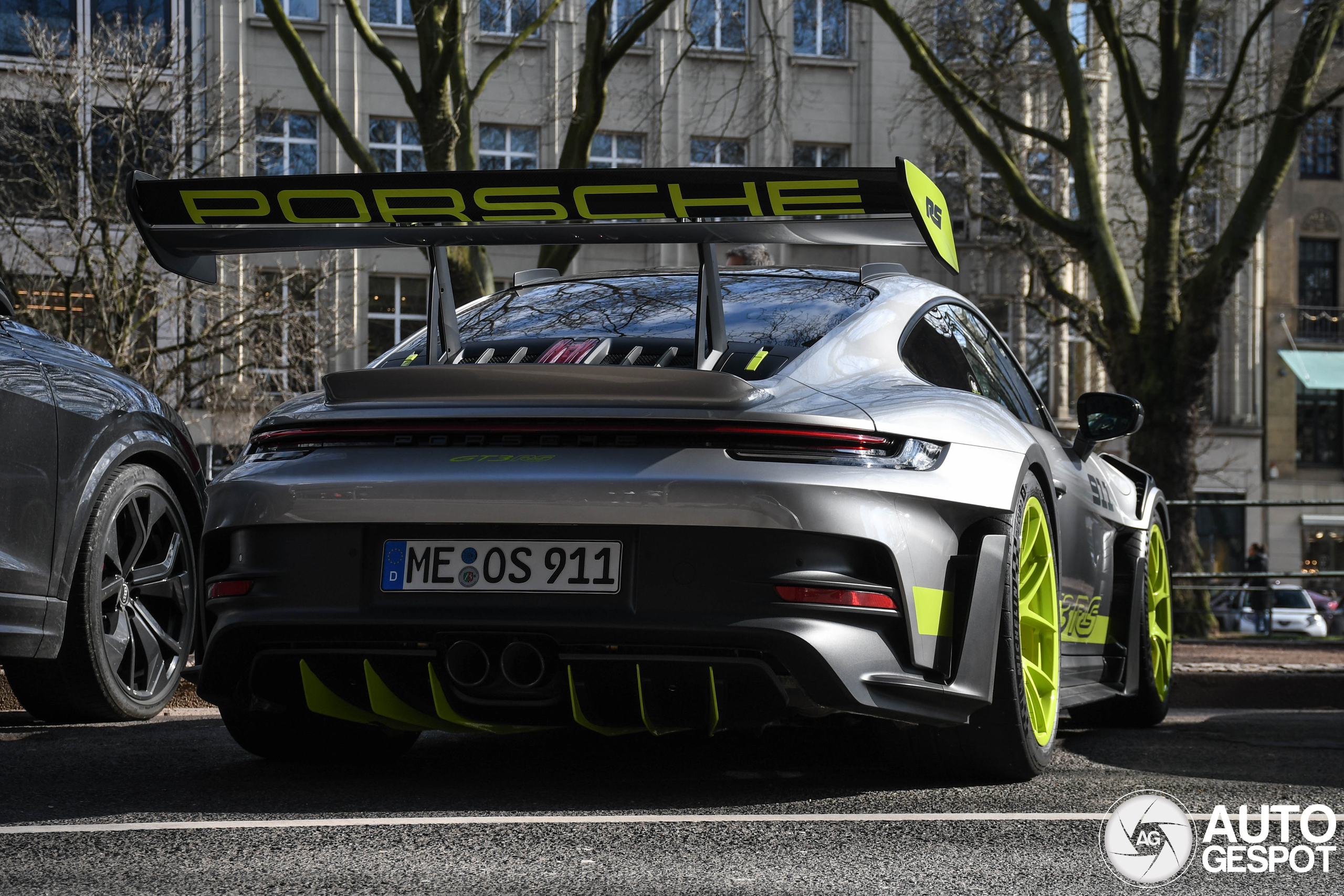 Porsche 992 GT3 RS Weissach Package